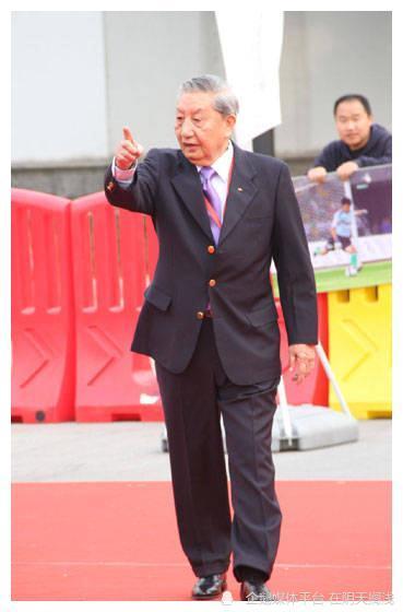 国际足球专家赴华调研,为中国足球建言献策 国际足球专家赴华调研,为中国足球建言献策