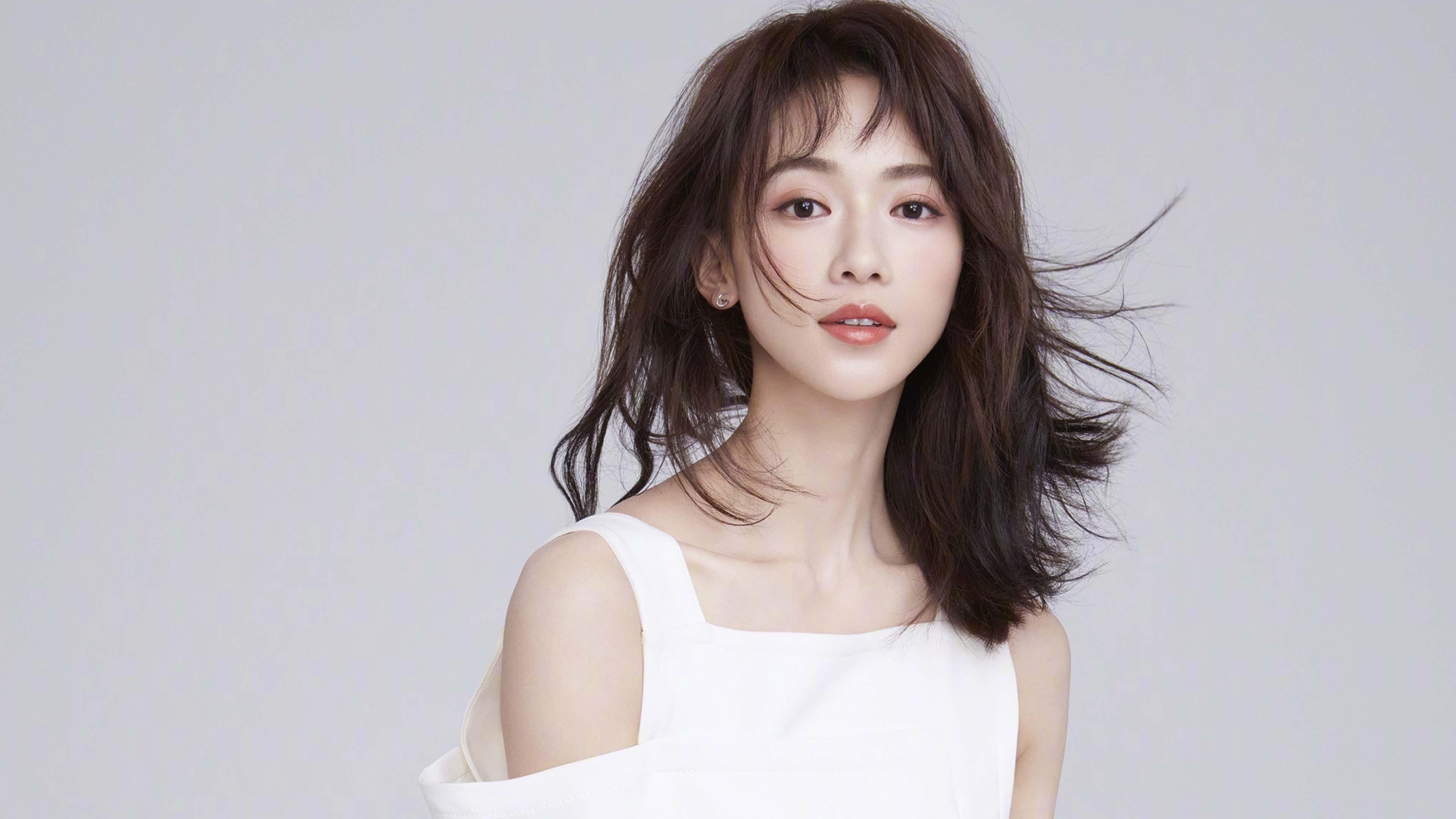 开云官网登录-《校园电竞热潮：大学生组队竞技揭幕》，大学校园适合电竞商赛