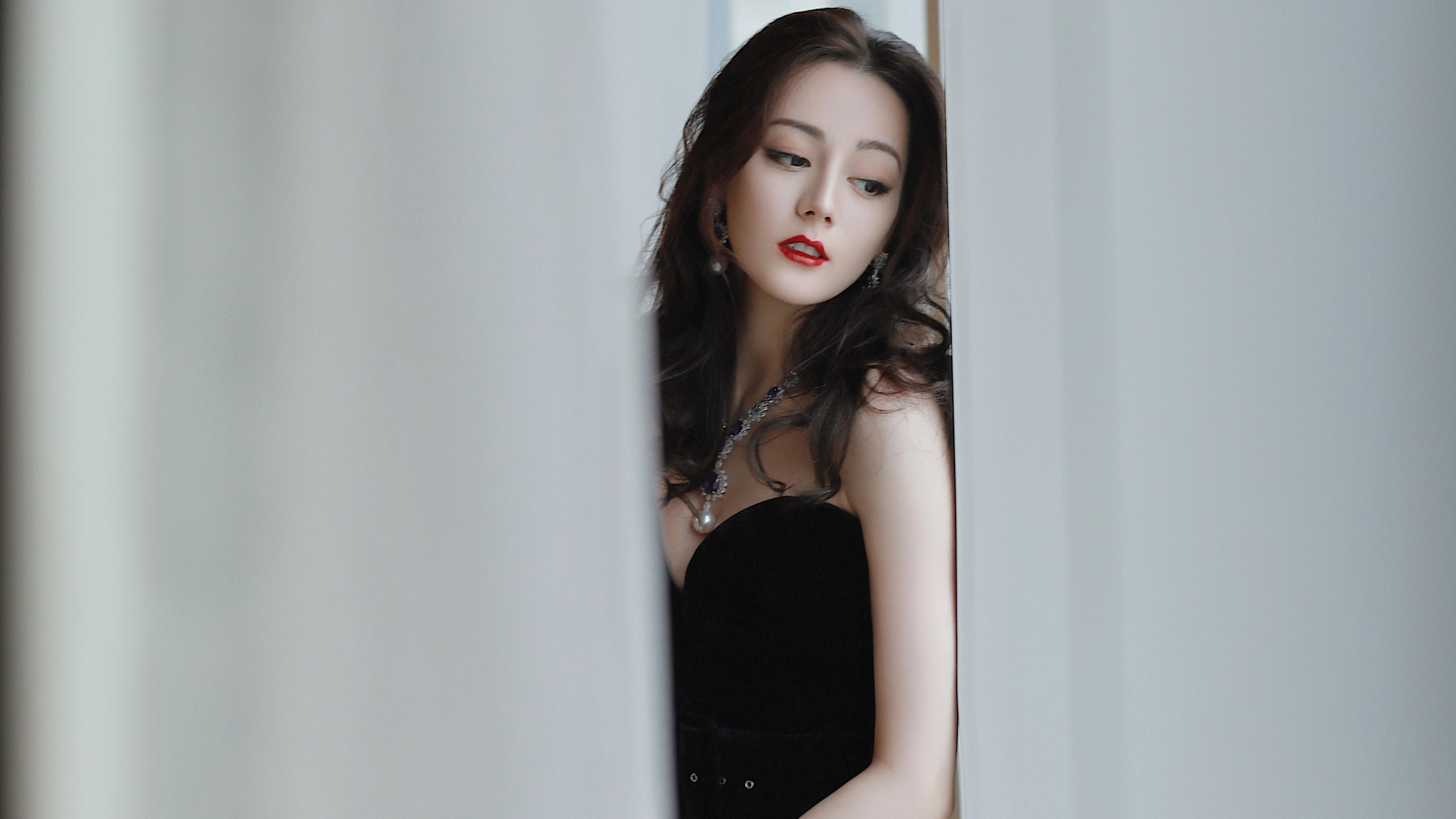 开云中国-里昂客场遭遇失利，欧冠前景堪忧，里昂进过欧冠决赛吗