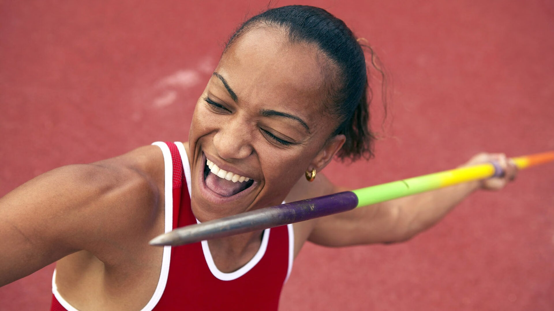 开云体育视频直播-莫伊：凭借无与伦比的防守能力和scrum控制，成为全黑队强大的攻防利器